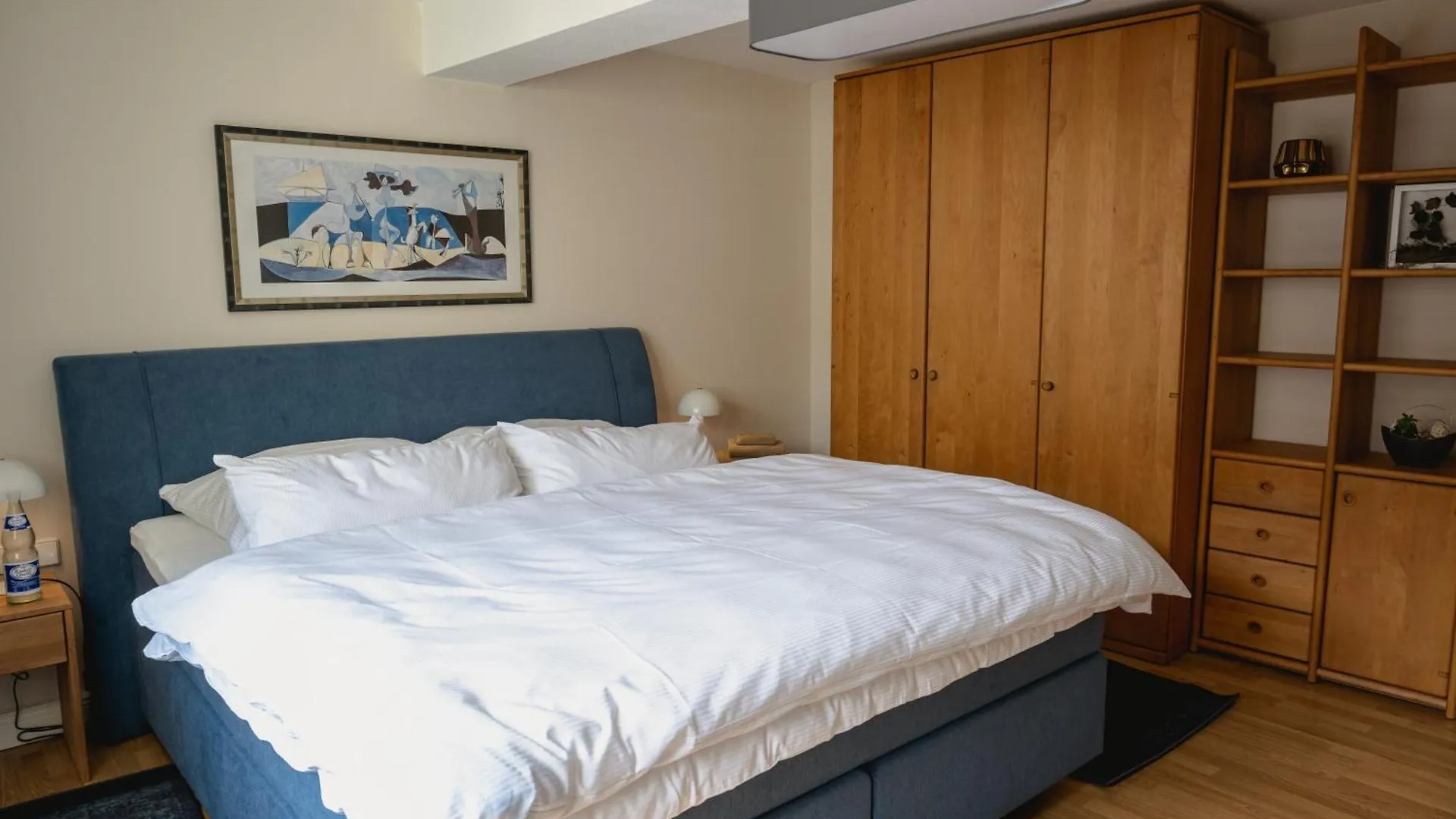 Ferienwohnung Am Kirchbrunnen In Der Rhoen Urspringen 0*,  Германия