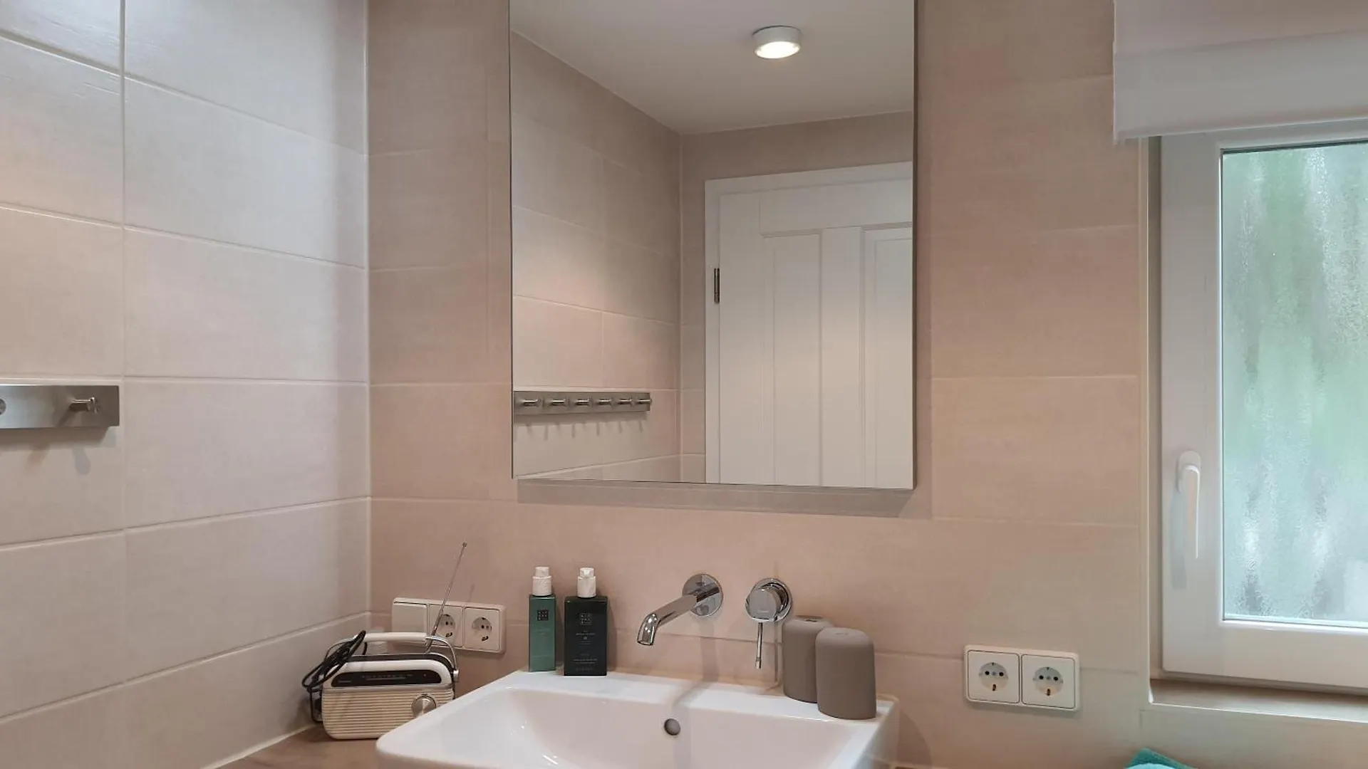 Ferienwohnung Am Kirchbrunnen In Der Rhoen Urspringen 0*,  Германия